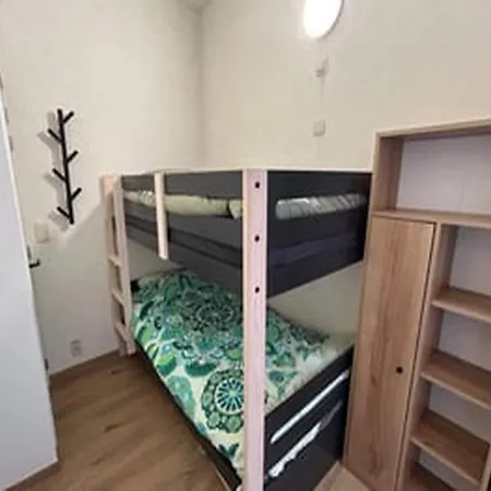 아파트 Seafront Belgium For 4 *